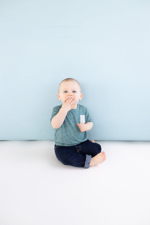 sleepy-smiles-dream-pocket-tee Dream-Big-Little-Co-pajama-baby-blanket